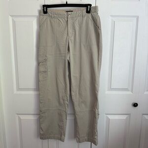 Columbia Light Tan Cargo Pants roll up snaps cropped size 10‎ women’s